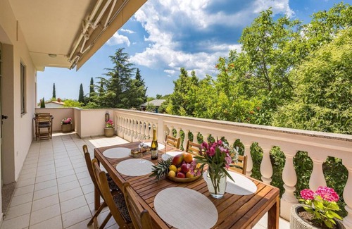 Rakalj Apartment | Apartment in Rakalj near Rock Beach