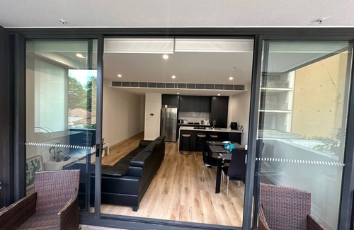 Rockdale Apartment | Apartment in Rockdale, Near train & Sydney"