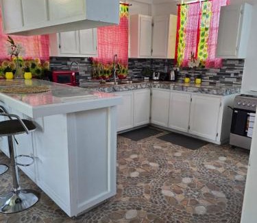 Roseau Apartment | Apartment in Roseau