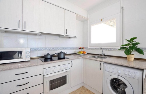 Almadraba-Canyelles Apartment | Apartment in Roses with Stunning Sea Views