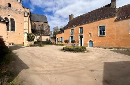 Ballon-Saint-Mars Apartment | Apartment in Saint-Mars near Le Mans Events