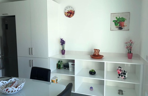 Salir do Porto Apartment | Apartment in Salir Do Porto with Swimming Pool