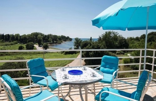 Savudrija Apartment | Apartment in Savudrija with Seaview, Terrace, Air condition, WIFI (123-4)