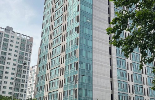 Yeomni-dong Apartment | Apartment in Seoul, great location, close to tourist attractions, Wi-Fi