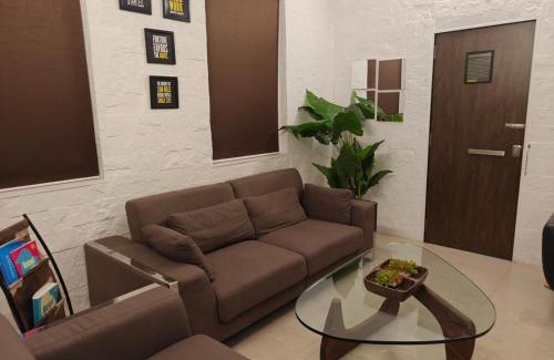 Worli Apartment | Apartment in South Bombay