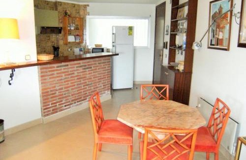 L'Estartit Apartment | Apartment in Spain near Sandy Beach & Pool