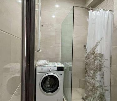 Saburtalo Apartment | apartment in Tetris building Piramida, 150m from the State subway