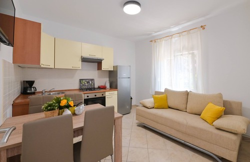 Novalja Apartment | Apartment in the center with balcony for 5