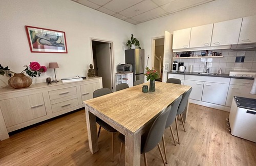 Groenlo Apartment | Apartment in the fortified town of Groenlo with private garden