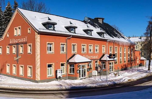 Bernsdorf Apartment | Apartment in the FRESSTheater in Chemnitz-Bernsdorf