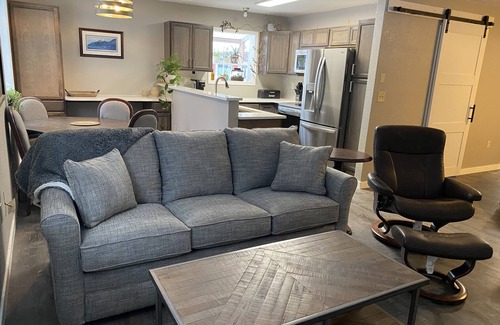 Mendenhall Valley Apartment | Apartment in the heart of the Mendenhall Valley - CBJ1000108