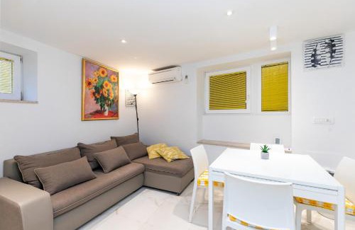 Rovinj Apartment | Apartment in the Heart of Carera Street