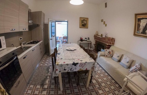 Onifai House | Apartment in the historic center 2 P2128