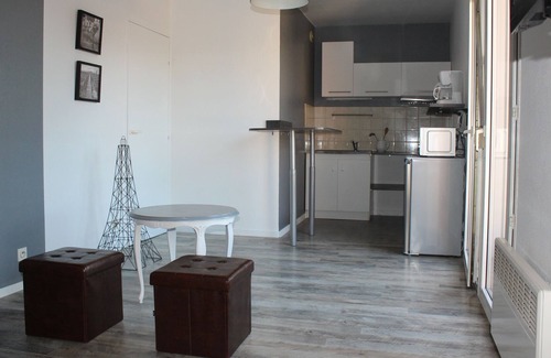 Nord - Gare Apartment | apartment in the immediate vicinity of the train station