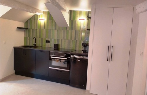 Tourtour Apartment | Apartment in the medieval center of Tourtour