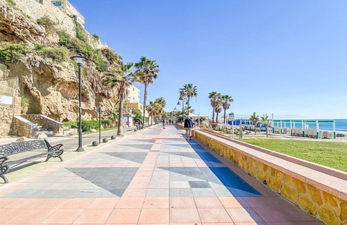 Torremolinos Apartment | Apartment in Torremolinos with Sea Views