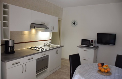 Aix-les-Bains City Center Apartment | Apartment in town center villa with large terrace and private parking