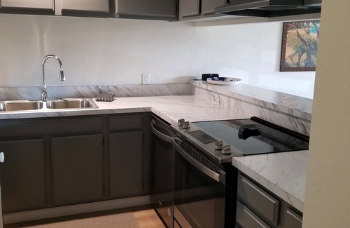 Historic Kailua Village Apartment | Apartment in town-walking distance to everything