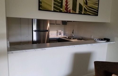 Historic Kailua Village Apartment | Apartment in town-walking distance to everything