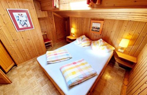Tropolach Apartment | Apartment in Tröpolach near Nassfeld Ski Lift with Pool