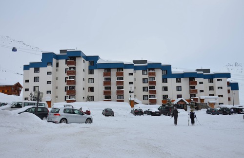 Val-Thorens Apartment | Apartment in VAL THORENS from 2 to 6 people ski on foot 50 m from ESF
