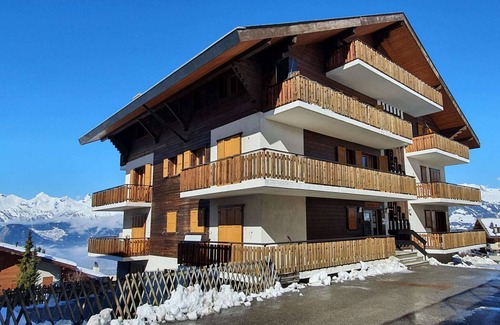 Veysonnaz Apartment | Apartment in Veysonnaz with Stunning Views