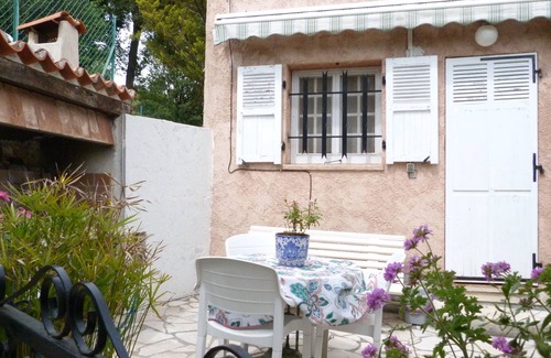 Carros Apartment | APARTMENT IN VILLA