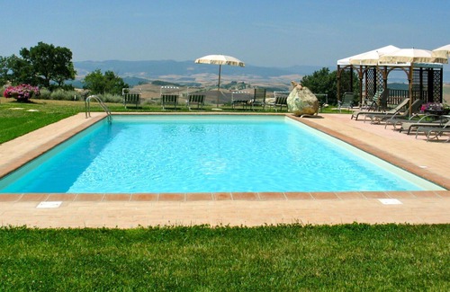 Gambassi Terme Villa | Apartment in villa with pool, A/C, WIFI, TV, terrace, panoramic view, close to San Gimignano