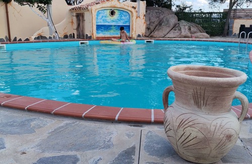 Onifai Apartment | Apartment in Villa with pool