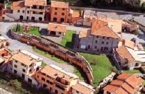 Pomaia Apartment | Apartment in Village-Residence La Pieve di Pomaia - Swimming pool - WiFi -Toscana