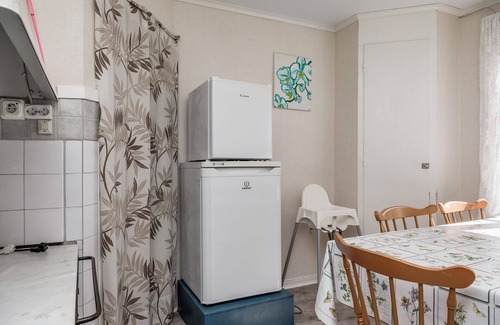 Vimmerby Apartment | Apartment in Vimmerby with cozy yard | SE05021