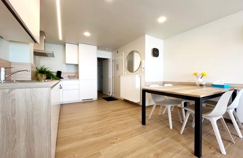 Wenduine Apartment | Apartment in Wenduine with Stunning Sea Views