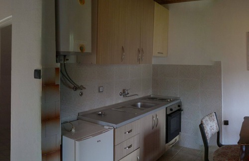 Zelenika Apartment | Apartment in Zelenika, 3-4km close to Herceg Novi. Wi - Fi, Parking place