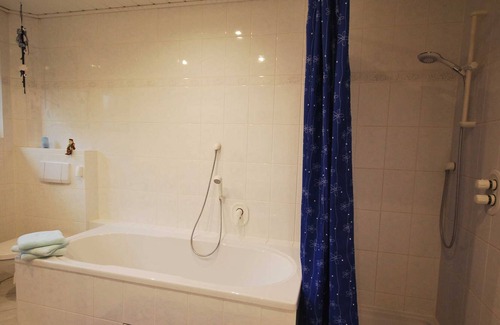 Hollen Apartment | Apartment Ina 35517 - Apartment Ina