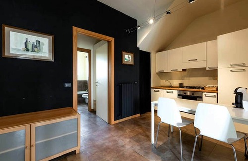 Torbiato di Adro Apartment | Apartment in Iseo near Seabeach