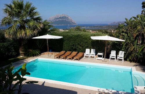 Porto San Paolo Apartment | Apartment with private pool overlooking TAVOLARA