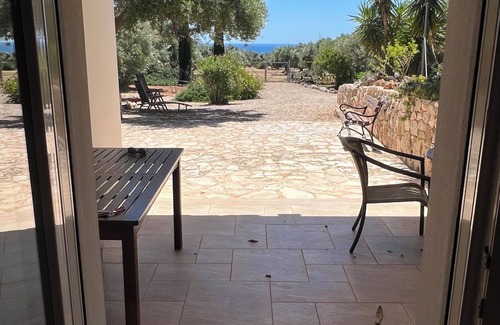 Manduria Apartment | Apartment Villa Mare San Pietro in Bevangne with sea view, terrace, garden