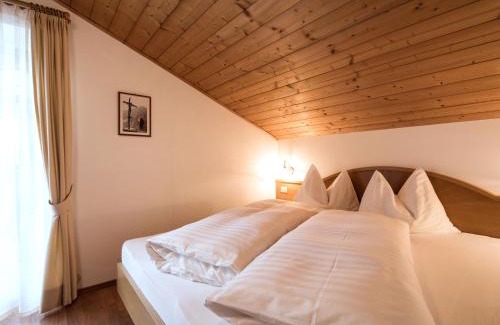 Santa Cristina Val Gardena Apartment | Apartment Ornella-2 by Interhome
