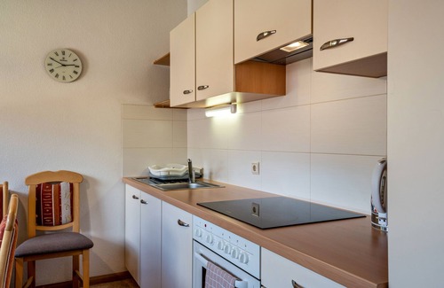Cadipietra Apartment | Apartment "Glocklechnhof Sonnenschein" with Mountain View, Garden, Balcony & Wi-Fi