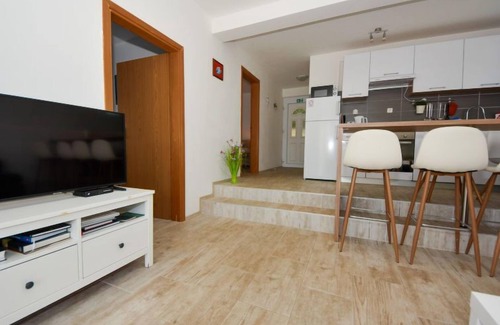 Zdrelac Apartment | Apartment Ivan by Interhome