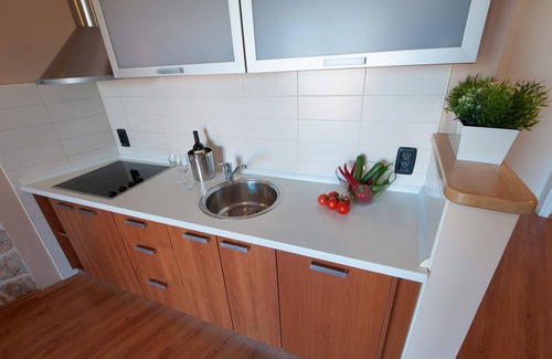 Poljana Apartment | Apartment Ivan - great location: A1(2+1) - Poljana, Island Ugljan, Croatia