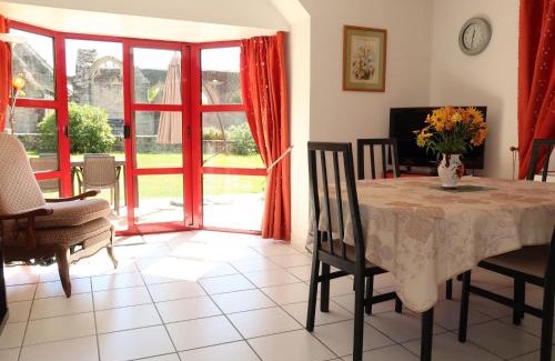 Pont-l'Abbe Apartment | Apartment Jasmin by Interhome