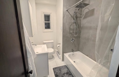 Maisonneuve Apartment | Apartment just 5 minutes from the Olympic Stadium and right in the park!