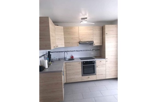 Mont-Mesly Apartment | Apartment just outside Paris