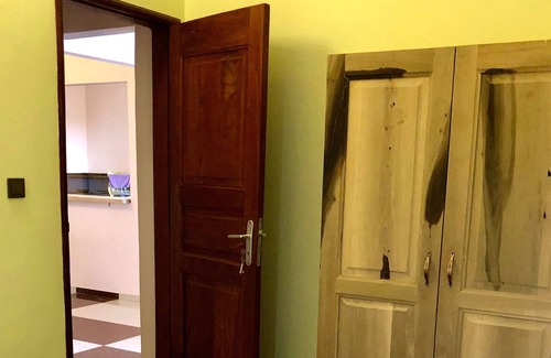 Porto-Novo Apartment | Apartment Kaba 4 Rooms Terrace Pool View