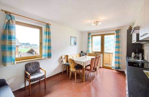 Kaltenbach Apartment | Apartment Kaltenbach near Ski Paradise
