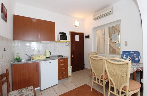 Mandre Apartment | Apartment Karas A1 on the first floor