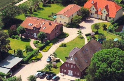 Wulfen Apartment | Apartment Karl Sonnenschein