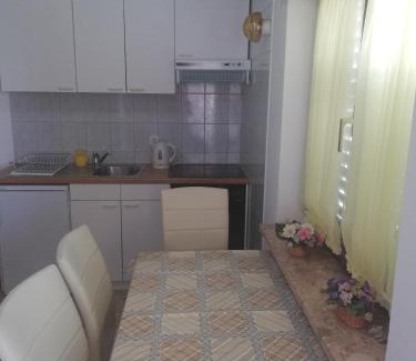 Mastrinka Apartment | Apartment Karmen