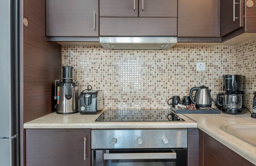 Vromolithos Apartment | Apartment 'Kasti's House 2' with Sea View, Wi-Fi and Air Conditioning